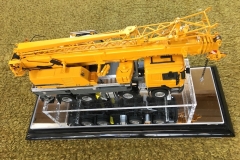 Acrylic model truck case